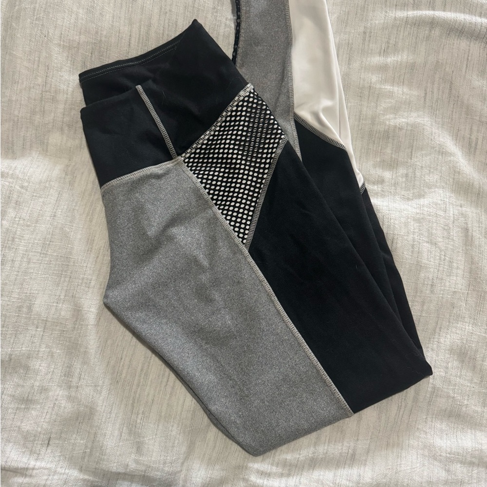 Chi Chi London Black and Gray Leggings